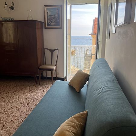 Casa Del Sole Affacciato Sul Mare Leilighet Cervo Eksteriør bilde