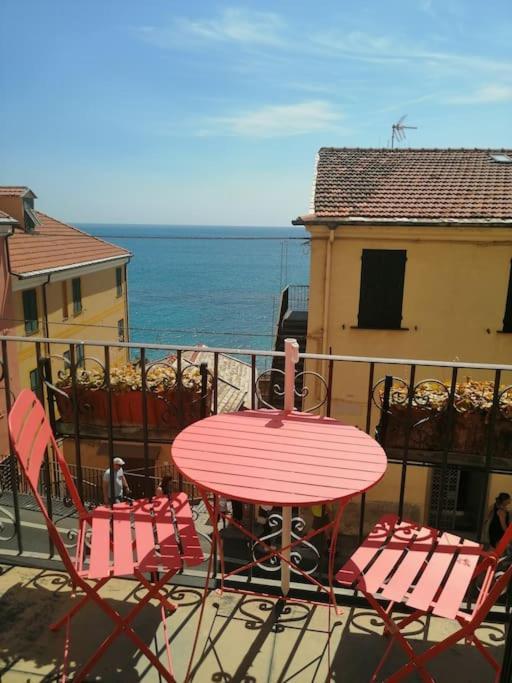 Casa Del Sole Affacciato Sul Mare Leilighet Cervo Eksteriør bilde