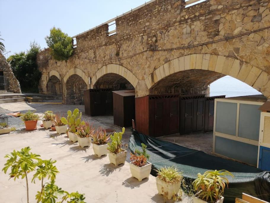 Casa Del Sole Affacciato Sul Mare Leilighet Cervo Eksteriør bilde